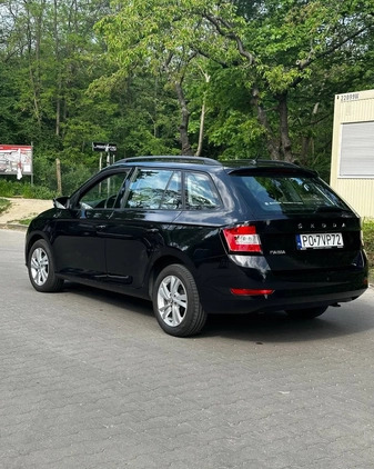 Skoda Fabia cena 58000 przebieg: 25000, rok produkcji 2021 z Poznań małe 106